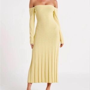 MESHKI - Emmeline Long Sleeve Rib Knit
Midi Dress - Lemon